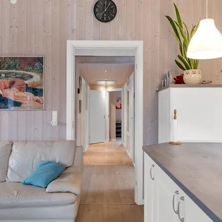 Albertine - 225m From The Sea By Interhome Feriehus *
